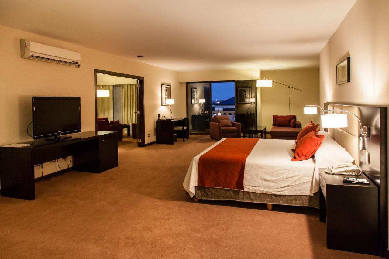 Howard Johnson Hotel & Casino Formosa Eksteriør billede