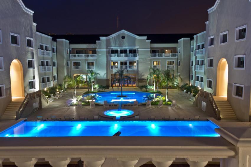 Howard Johnson Hotel & Casino Formosa Eksteriør billede